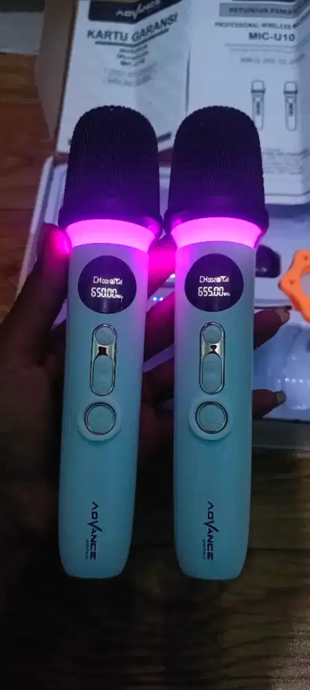 Mic wireless advance U10 BARU charger