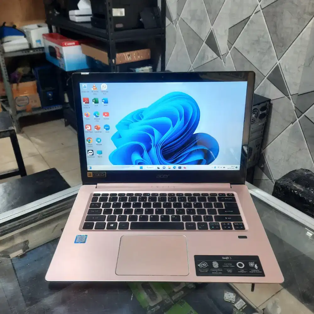 Acer Swift 3, Core i7 Gen 7, RAM 8GB, SSD 256GB, 14 inch