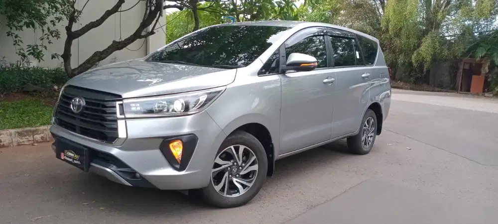 Toyota Innova V 2.4 AT 2021 REBORN Silver