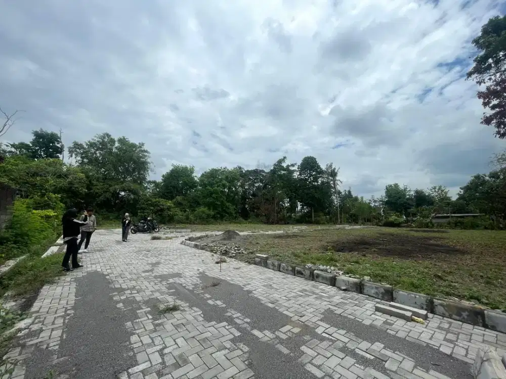 Tanah 300 Jtaan SHMP Kalasan Sleman Timur Jl Raya LPMP