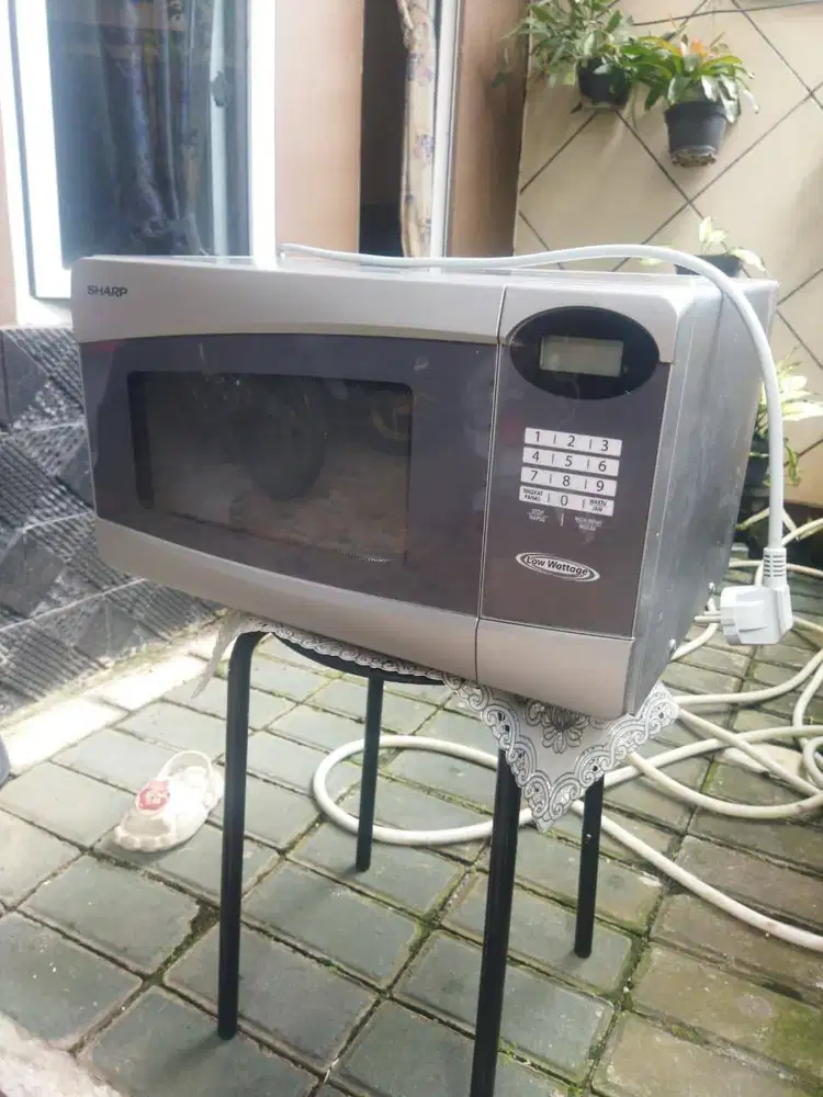 MICROWAVE SHARP R-230R(S)