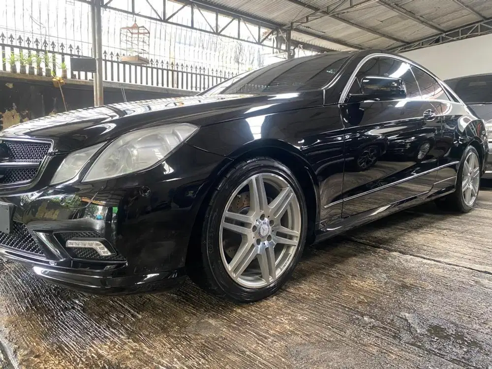E 350 Coupe AMG 2010 Hitam interior Hitam km 60rb a/n Pribadi Full Ori
