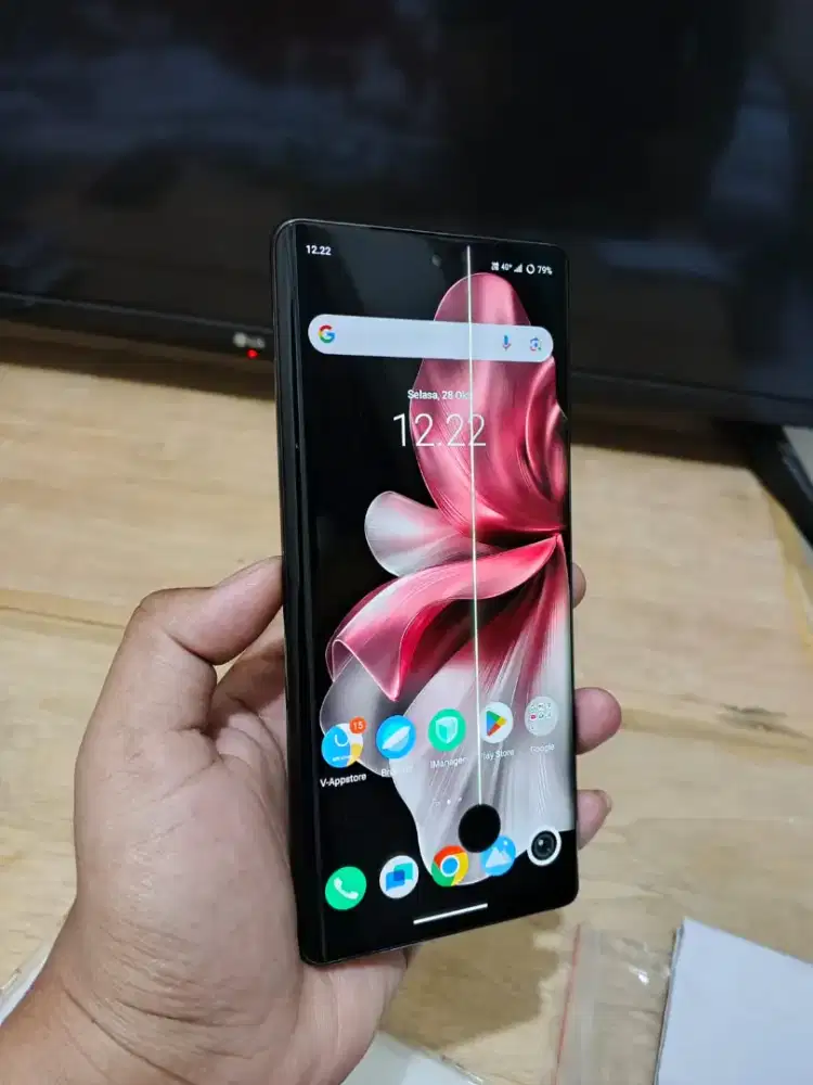 Vivo V30e 5G Velvet Red