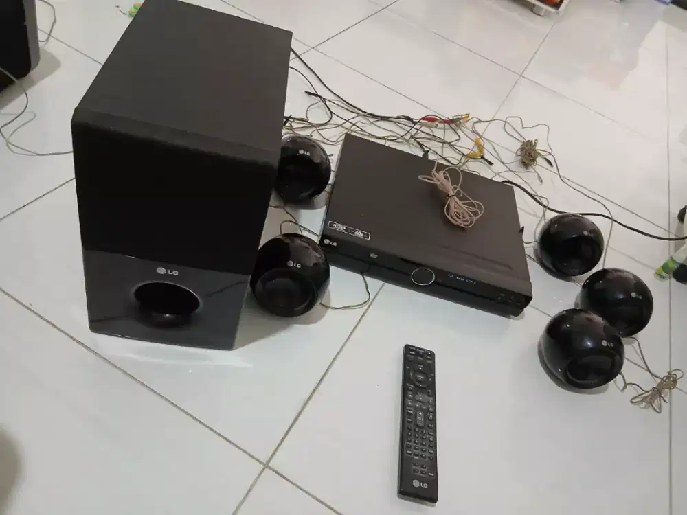Home theater LG HT 304 SU