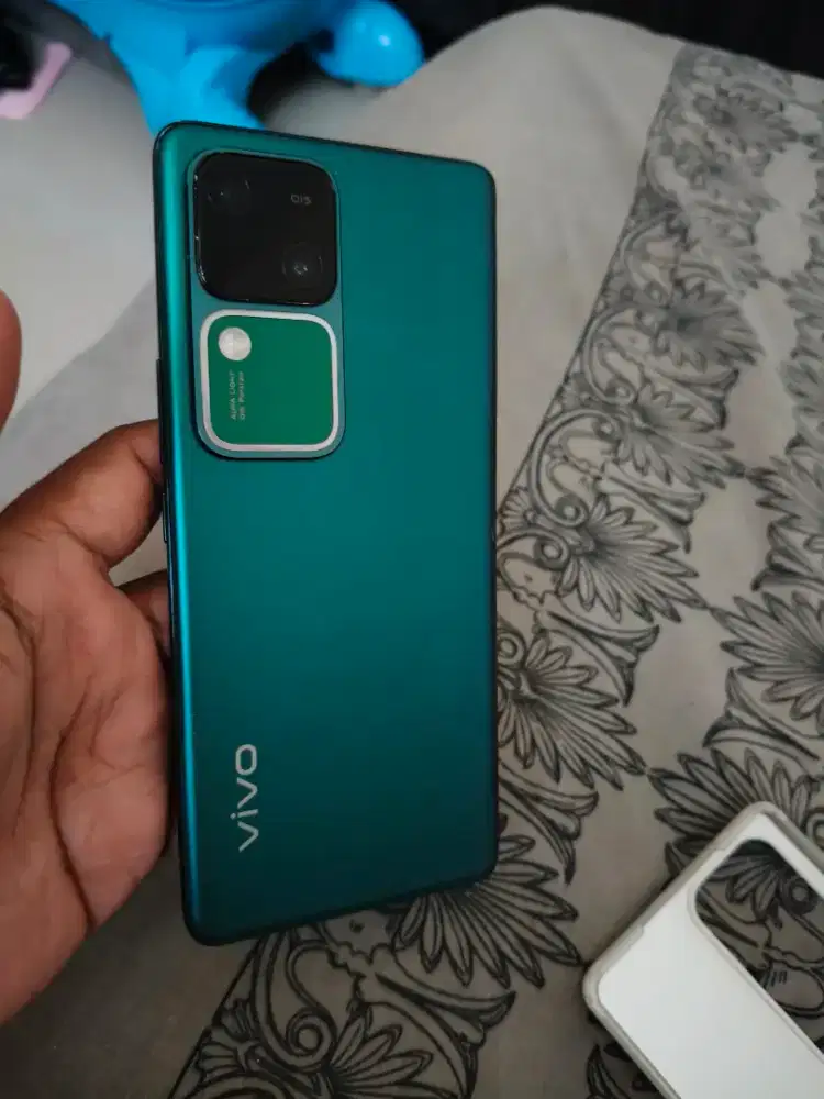 Vivo v30 8/256 fullset