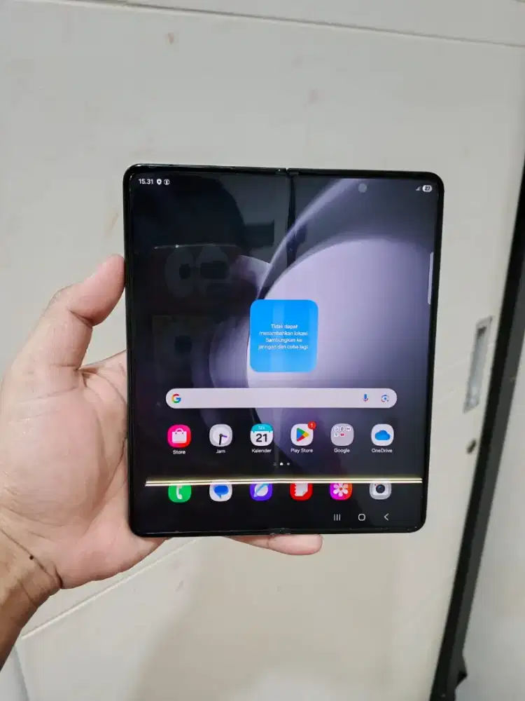 Samsung Galaxy Z Fold 5