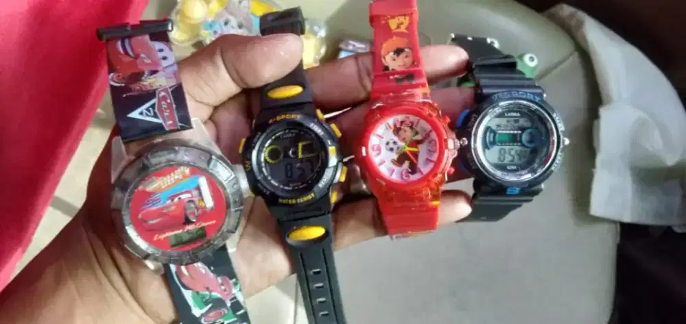 Di jual jam anak murah aja wa dan hp bisa cod di antar di korom
