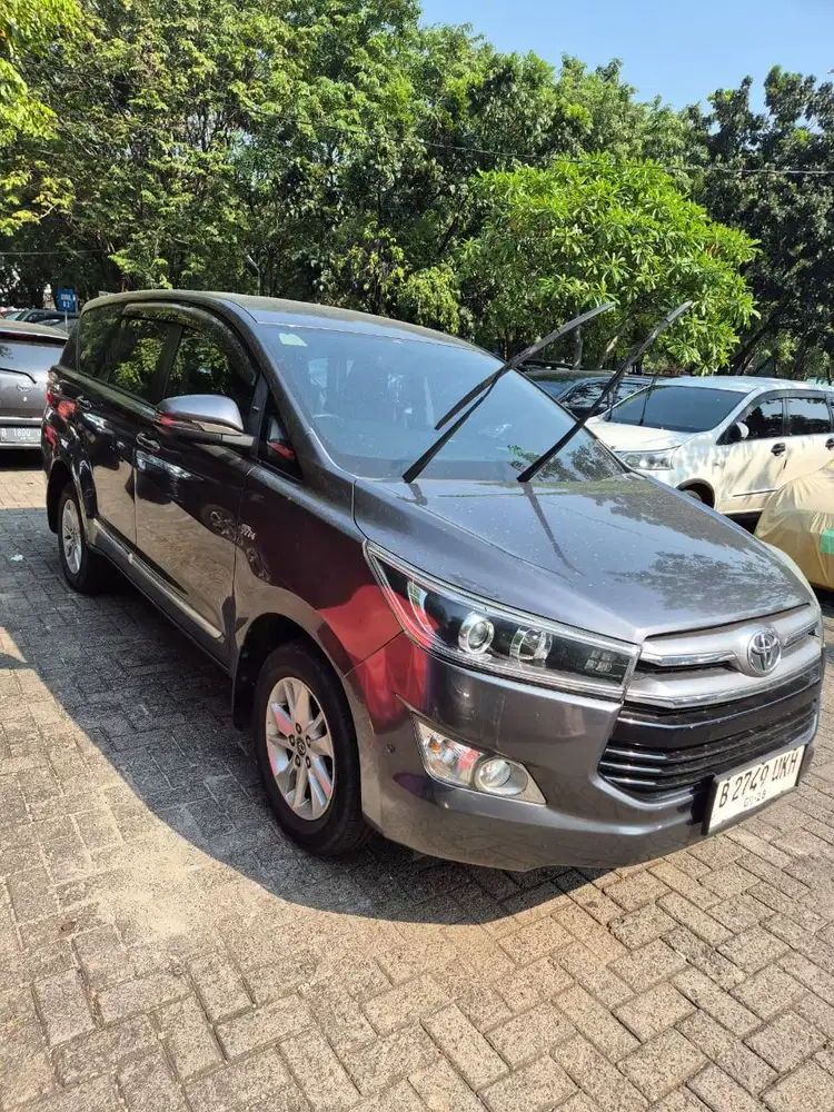 Kijang Innova 2.0 V AT
