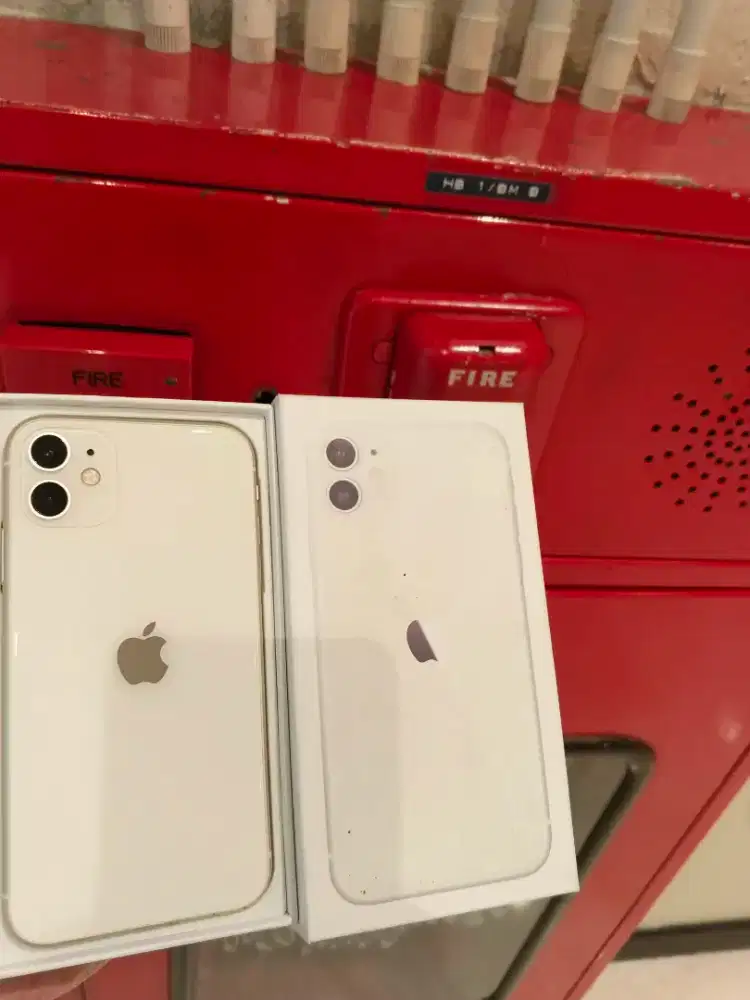 Iphone 11 128gb ada bonus barang baru