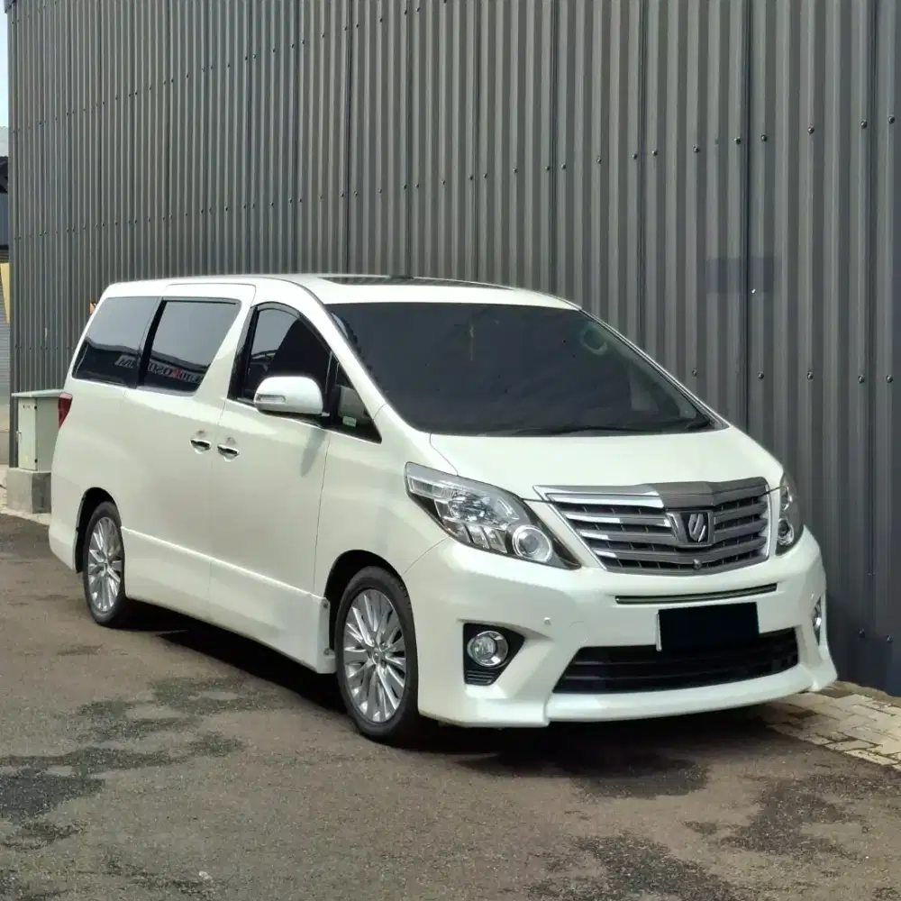 Toyota Alphard SC Premium Sound 2013