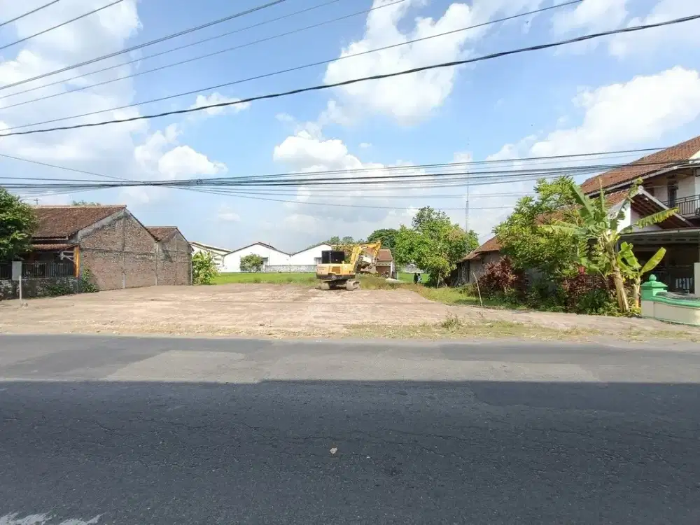 Tanah Dekat Ambarukmo Plaza Jl Berbah Ringroad Jogja, SHM