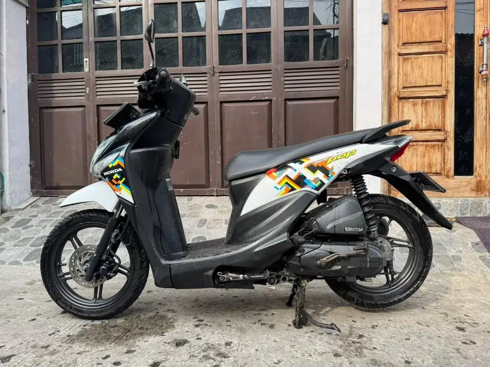 Honda Beat pop thun 2017 mesin halus jozz siap gas gan.