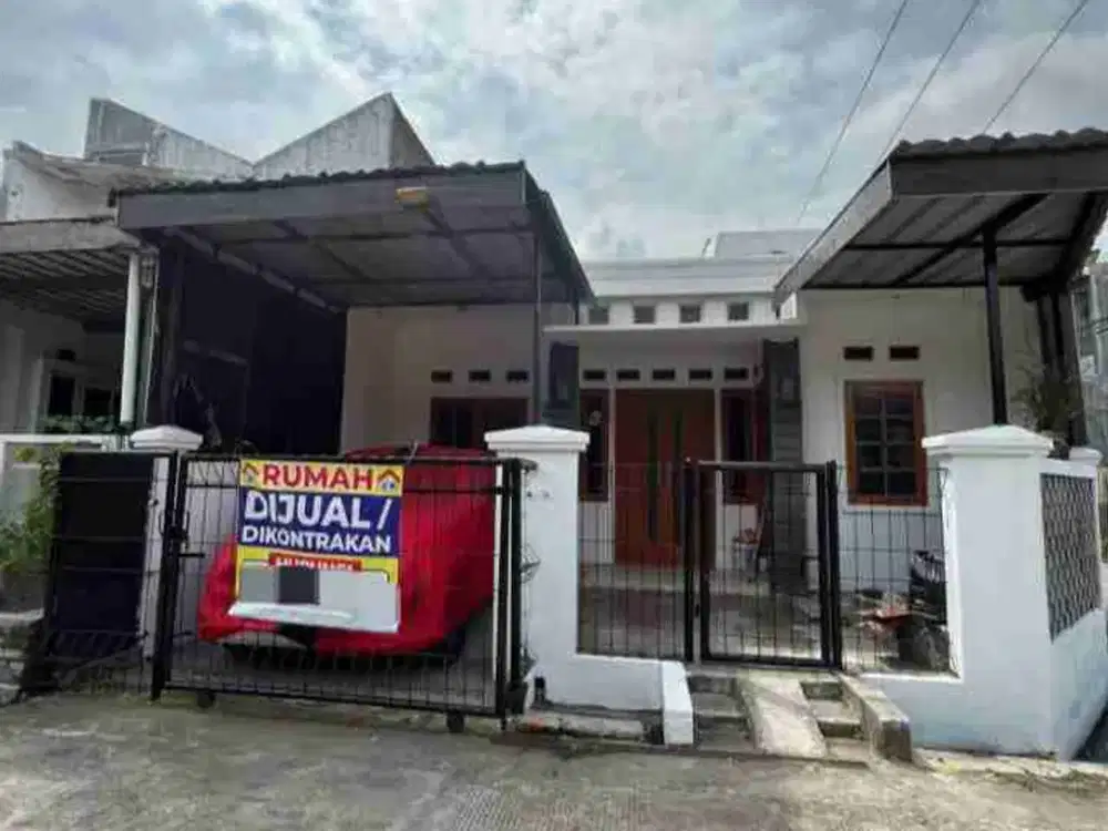 dijual rumah 1,5 lantai di komplek ciganitri