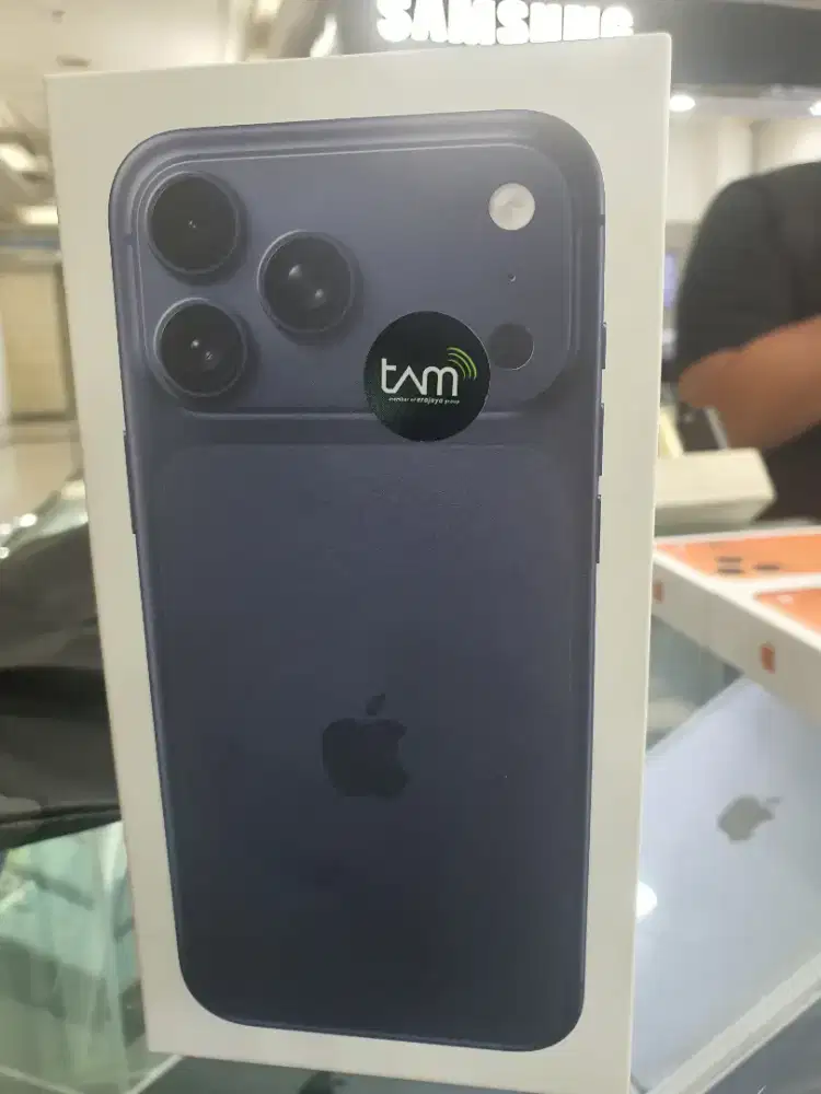 Iphone 17 promax 1 TB deep blue garansi tam 1 tahun