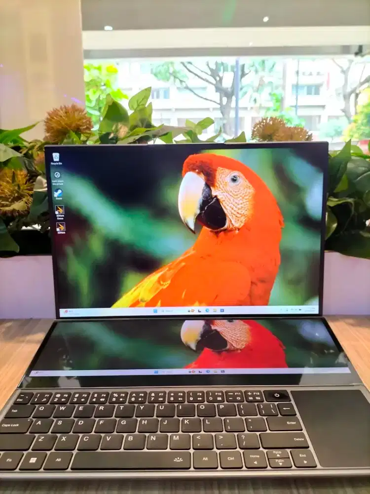 laptop ET dua layar satu layar touchscreen