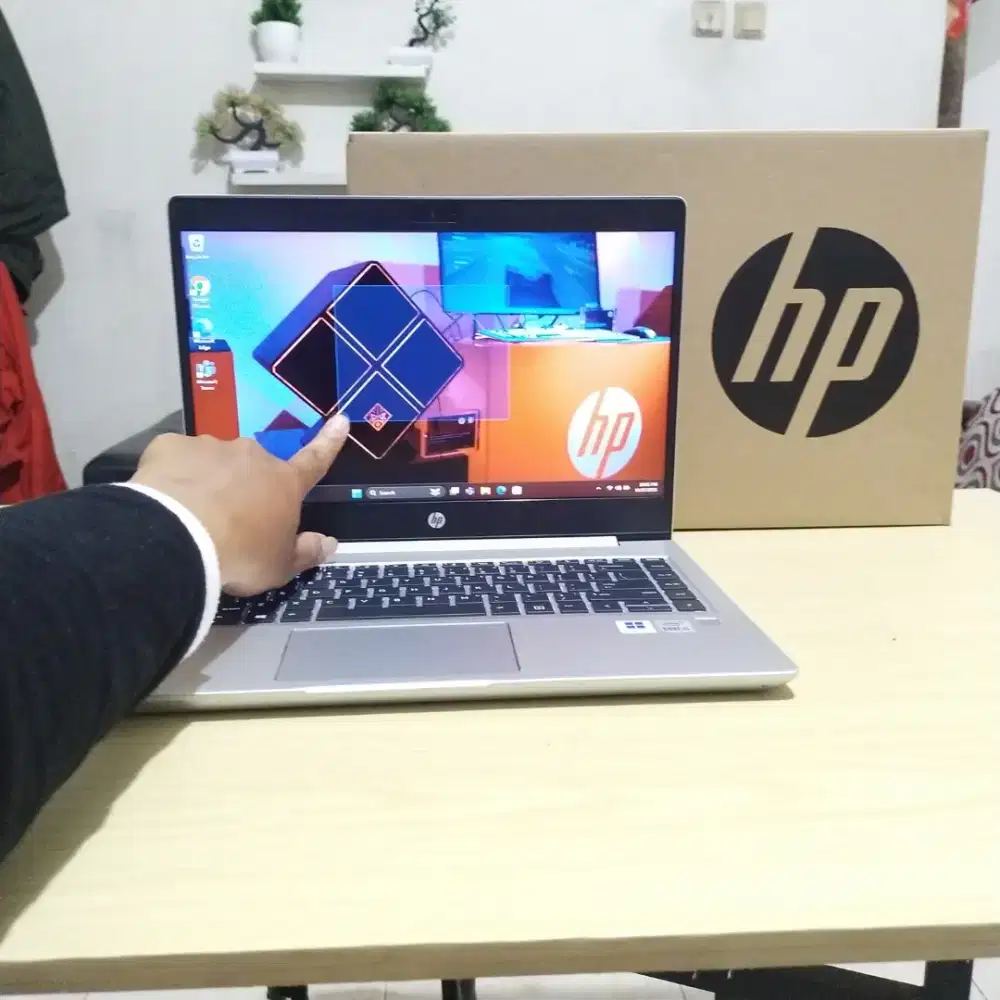 HP Probook 440 G7 Touchscreen Core i5-10310u Ram 16GB LED 14inch FHD