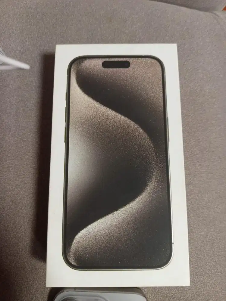 iphone 15 pro 256 titanium ibox