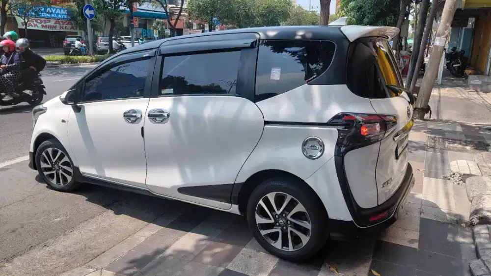 TOYOTA SIENTA 1.5 Q CVT, 2017 , AT