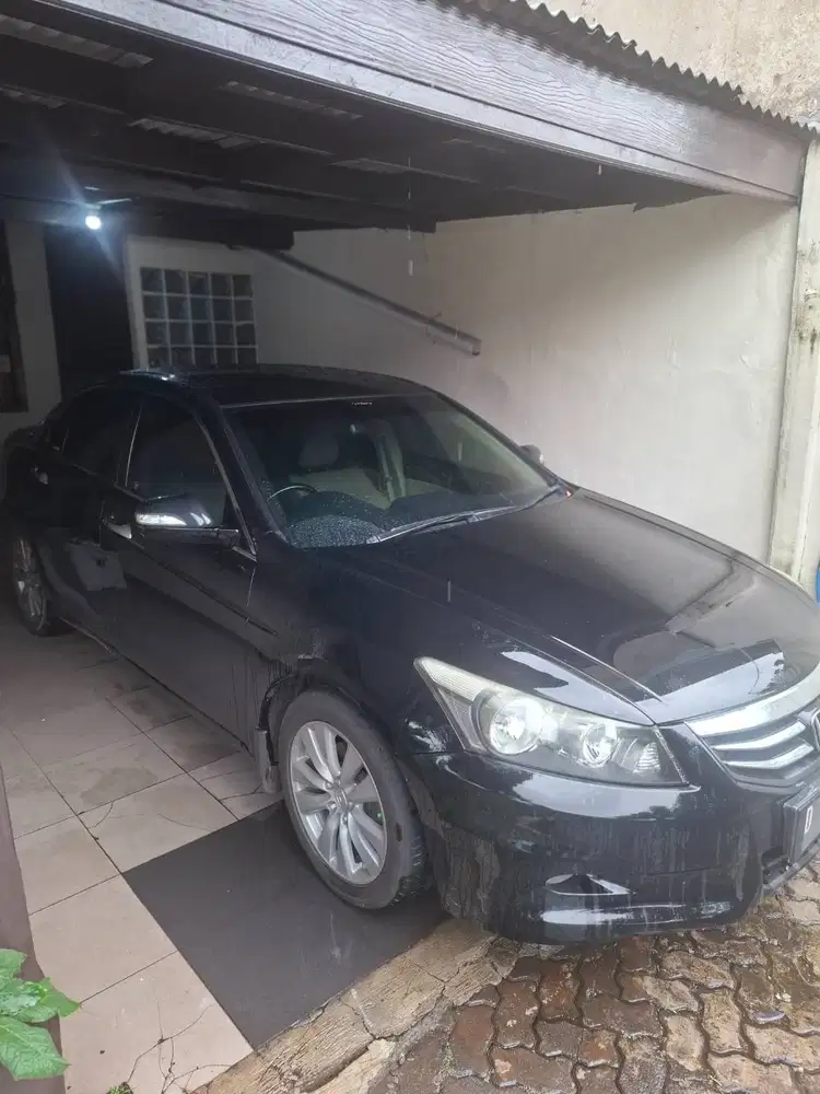 Accord hitam 2011 bandung