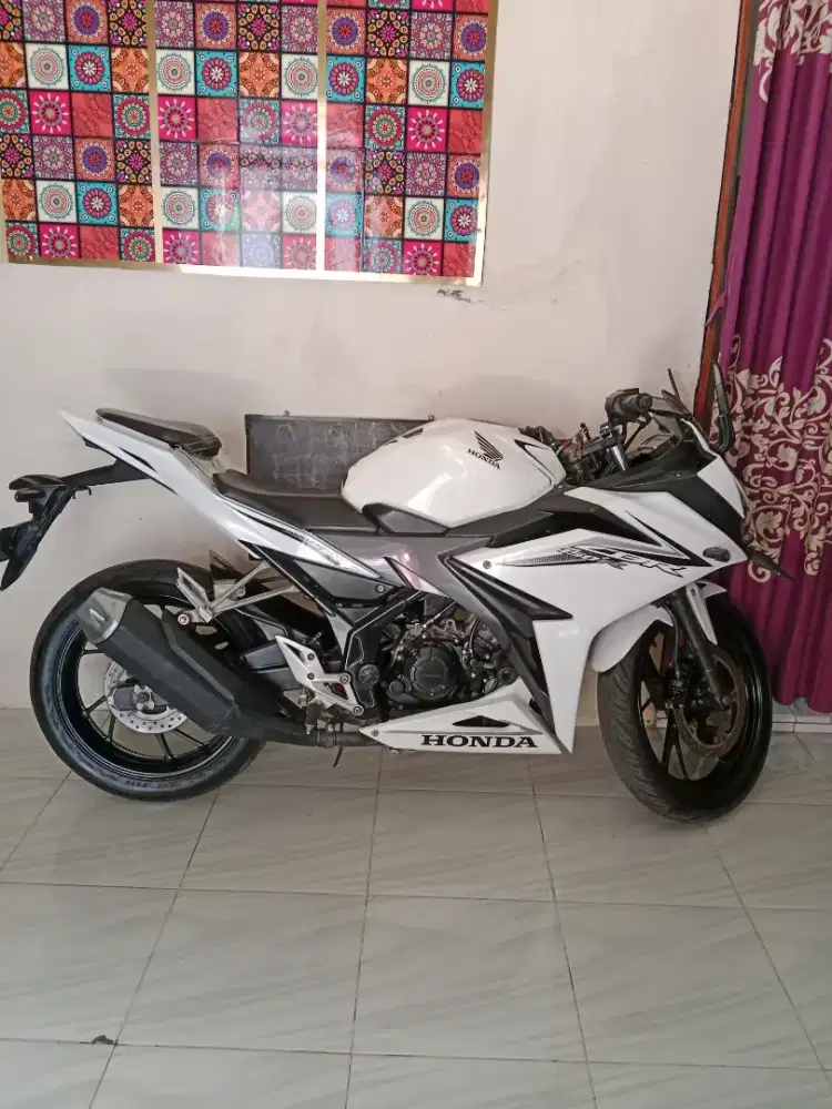 Honda CBR 150 , kondisi normal no minus