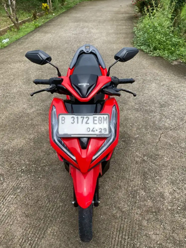 Nia:DP 650K VARIO 125 PLAT B DEPOK PAJAK HIDUP