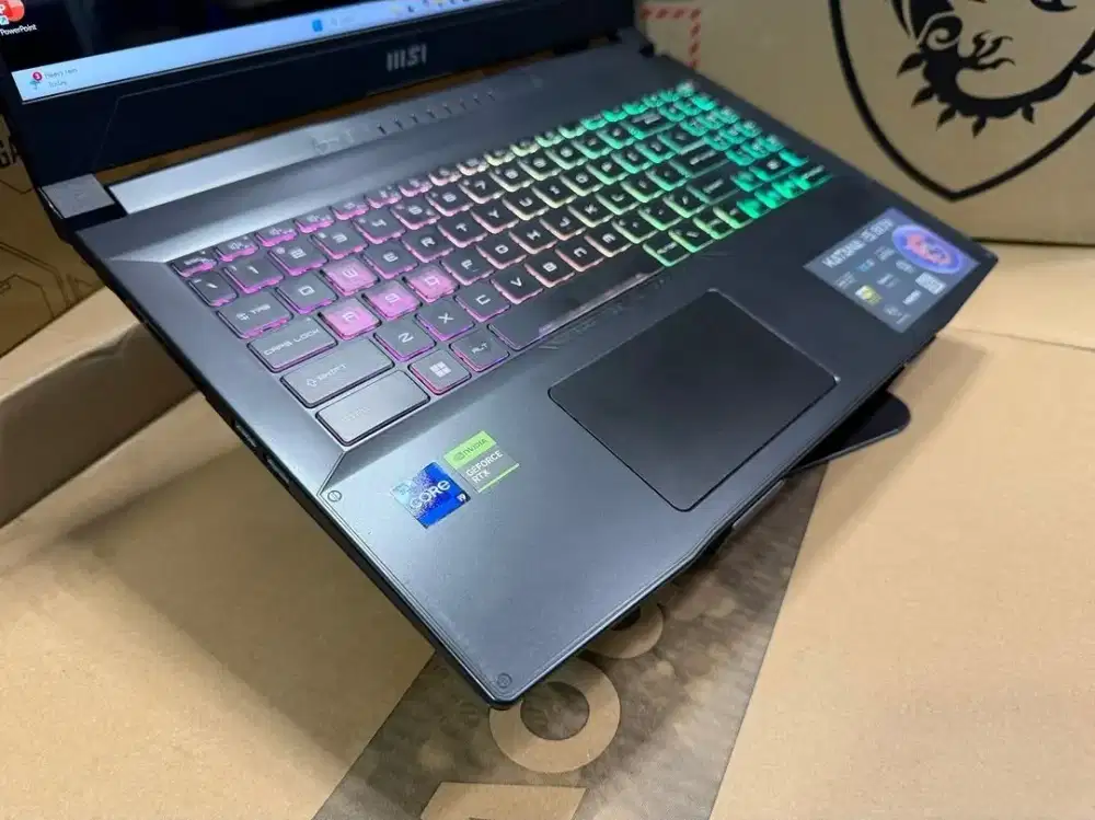 Msi katana 15 B13VGK core i9 Gen 13 Ram 16 SSD 1TB RTX4070 8GB fulset