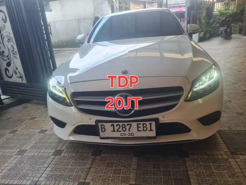 Mercy C200 Matic Tahun 2019 Kondisi Mulus Terawat Istimewa