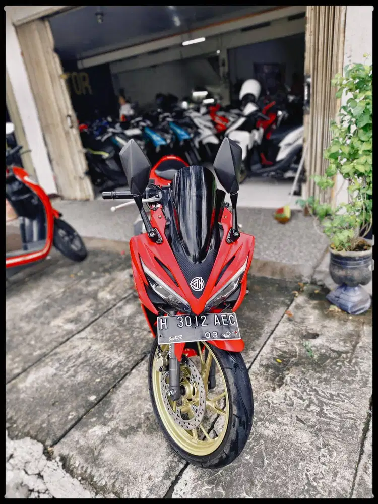 Honda CBR 150R Tahun 2017