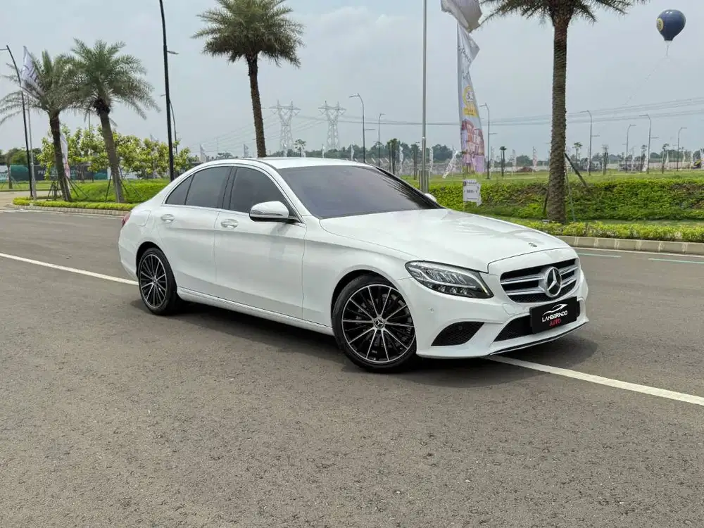 [LOW ODO !!] MERCEDES BENZ C200 EQ BOOST 2020