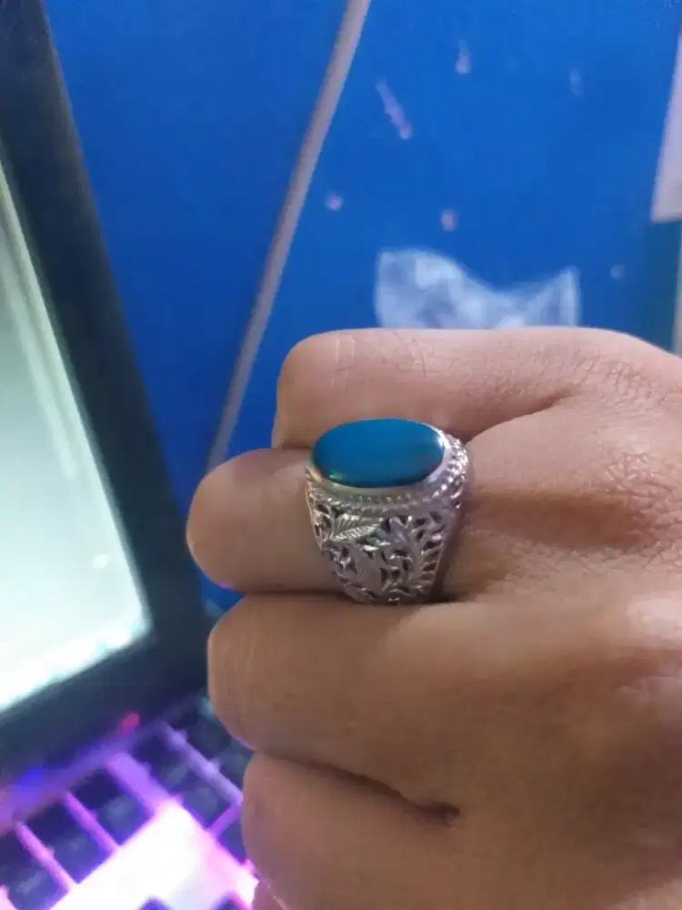 Batu bacan doko kantoran