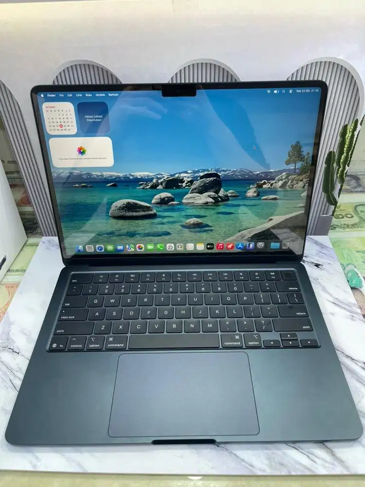 Apple macbook air m4 16/512GB iBox Like new