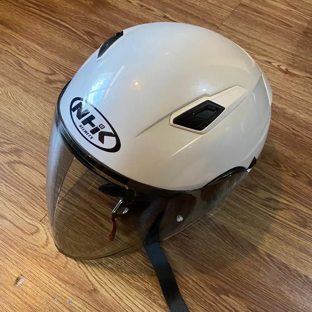 Helm NHK S1GP Pro mulus