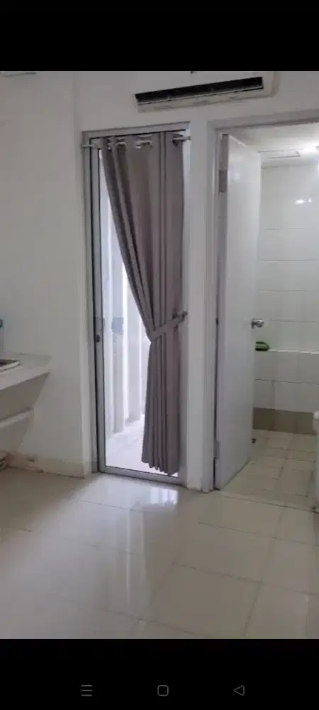Disewakan 2BR kosongan Tower Edelweis Apart Bassura City