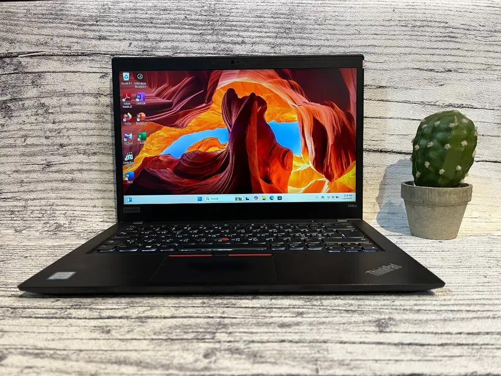 LENOVO THINKPAD T14S // RAM 16GB // BACKLIT