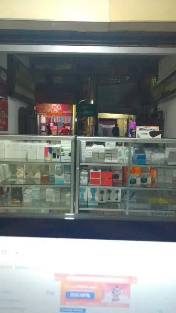 Cari sales berpengalaman (punya kendaraan)