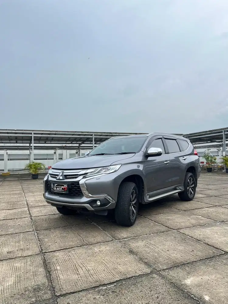 PAJERO DAKAR 4x2 AT  2017