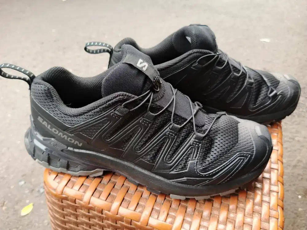 Jual Sepatu trail salmon xa pro 3d original size 41,5 bisa bayar cod