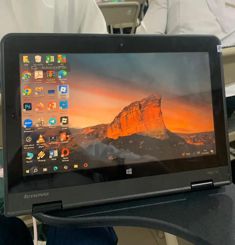 Laptop Lenovo Thinkpad Layar Sentuh Touchscreen Flip Bisa Diputar