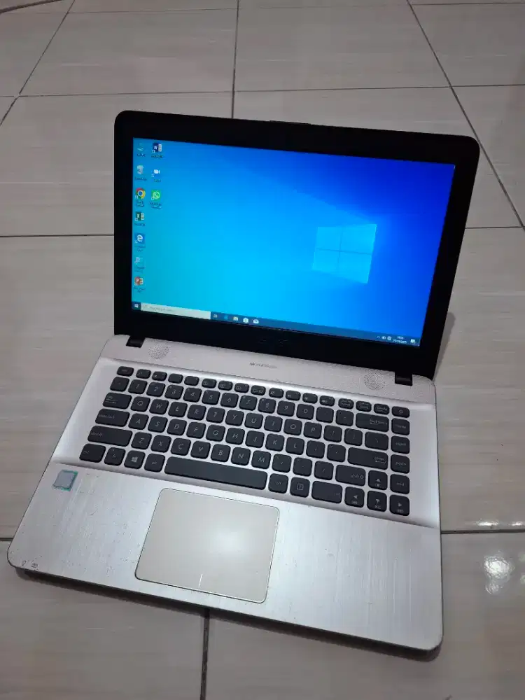 Laptop asus celeron ram 8 gb ssd 256 gb