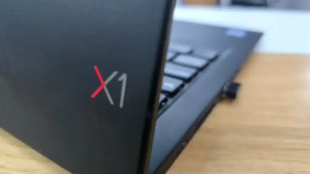Thinkpad X1 Carbon Gen 8 Core i7 ram 128gb