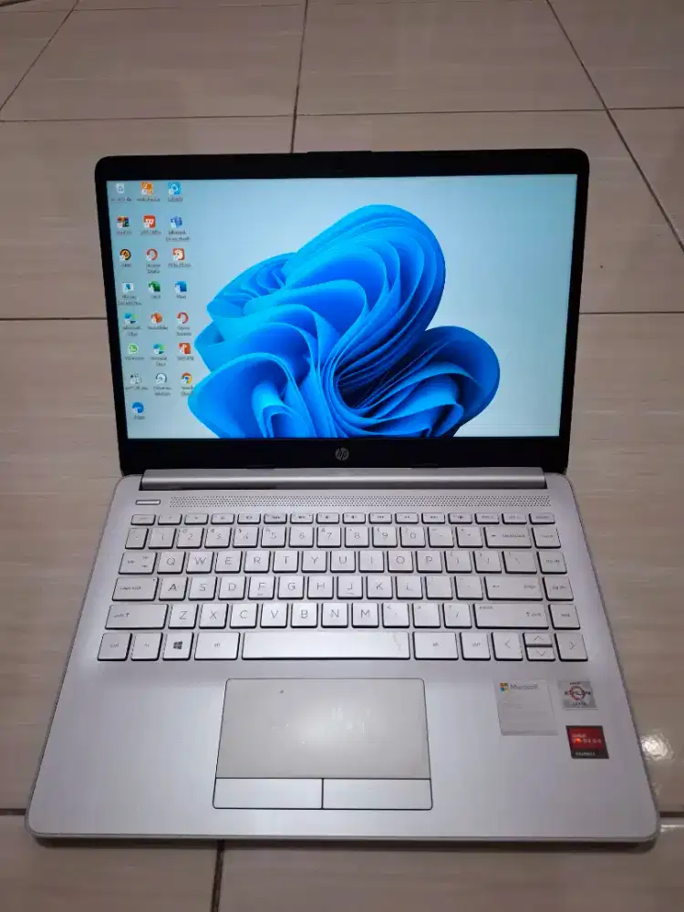Laptop Hp Amd Athlon Silver 3050U
Ram 4 gb ssd 512 gb Nvme
