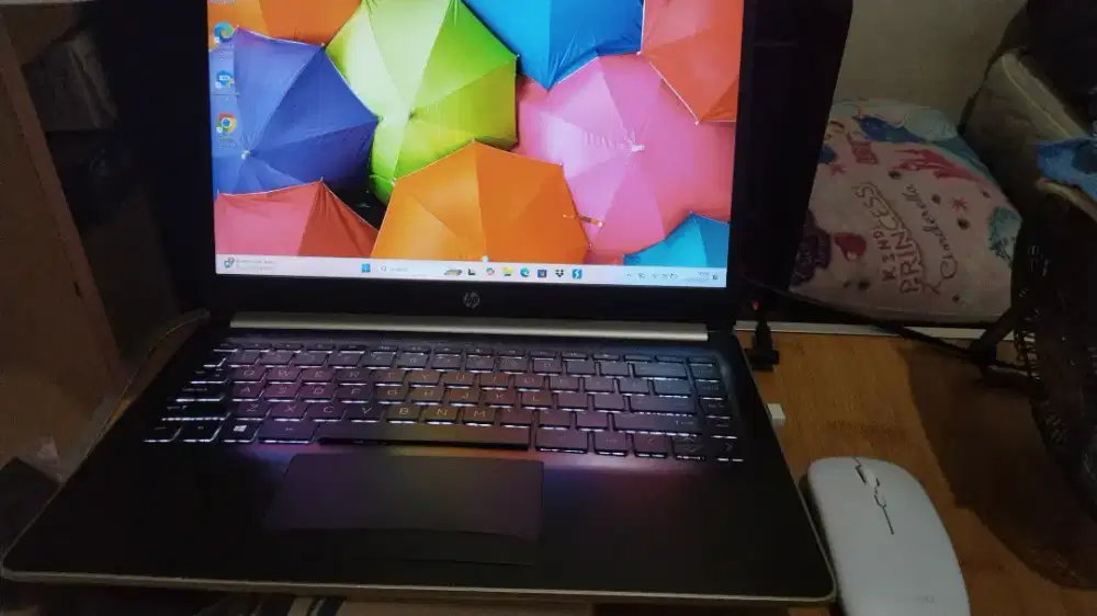 Laptop HP 4s-dk0115AU, SSD 256GB+ 1TB HDD, proc AMD A 3000 Series