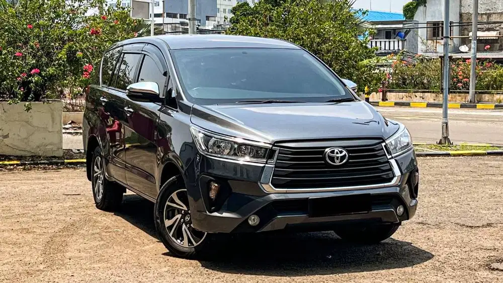 Toyota Kijang Innova Reborn 2.4 G AT diesel 2024 Facelift Abu Metalik