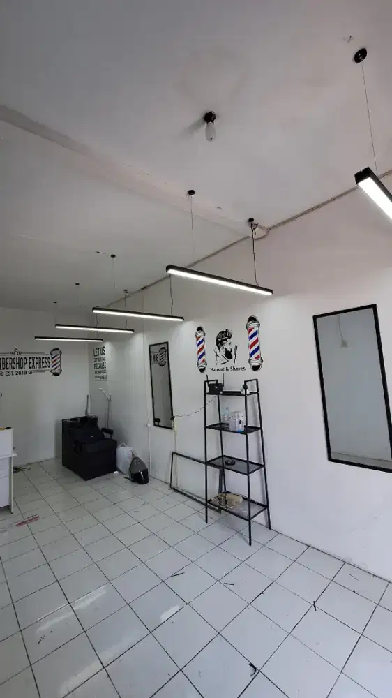 Loker Dicari capster potong rambut semi barber bandung