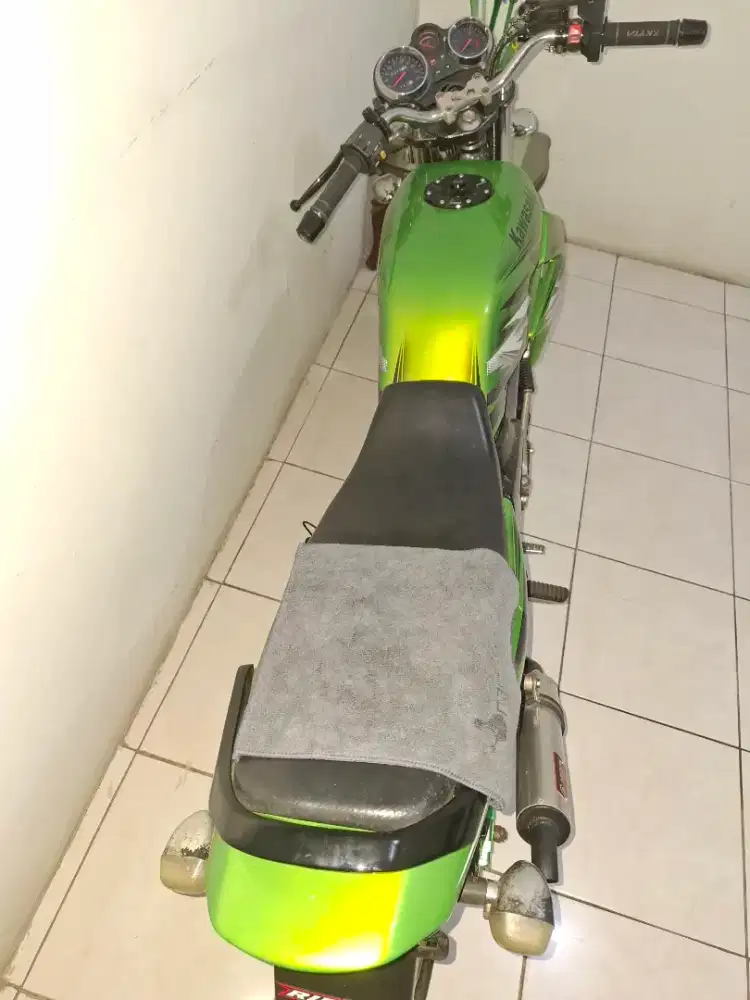 Kawasaki ninja R