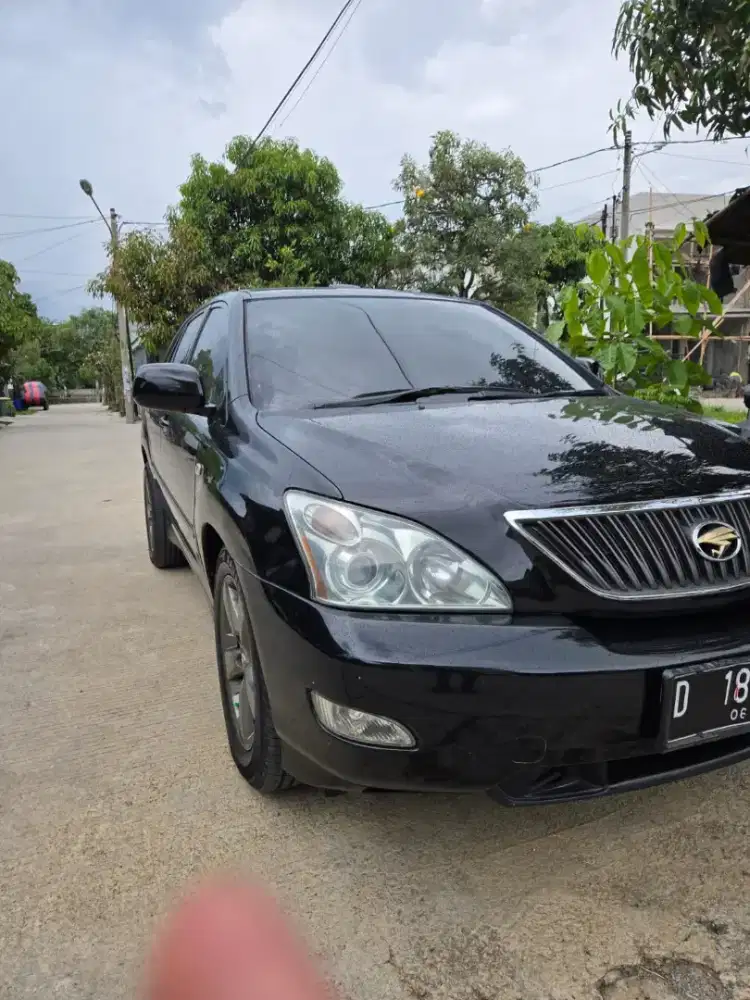 Toyota Harrier AirS 4WD 2003 
Kondisi sangat istimewa
SUV paling mewah