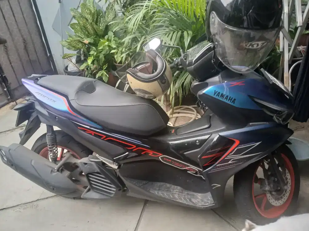 Jual yamaha aerox pemakaian kurang dari 1 tahun