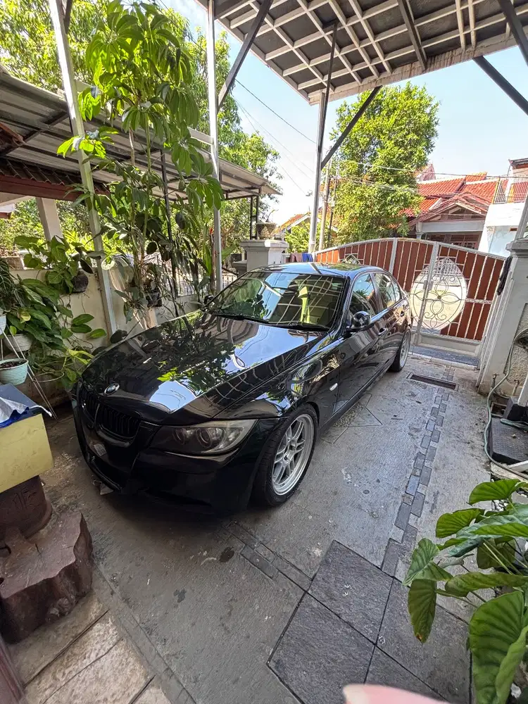 Bmw e90 2008 M edition 320i