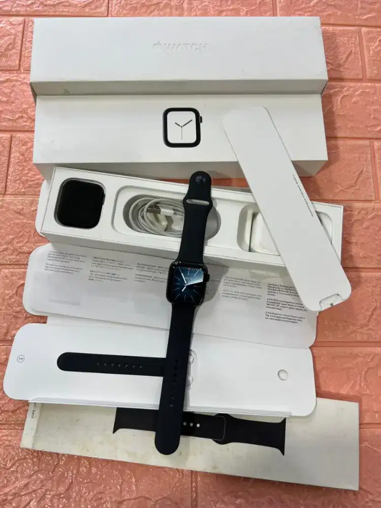 Apple Watch Series 9 45mm Fullset Ori Mulus Bekas Pakai