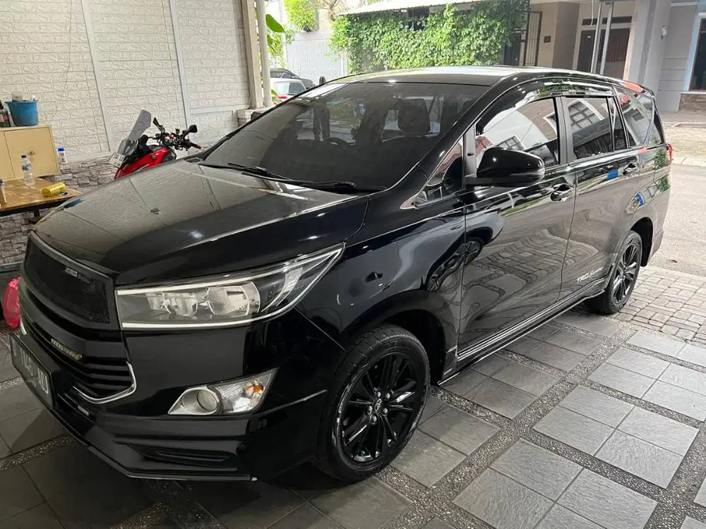 Innova G TRD 2020 diesel, pemakai langsung, 1 tangan dari baru